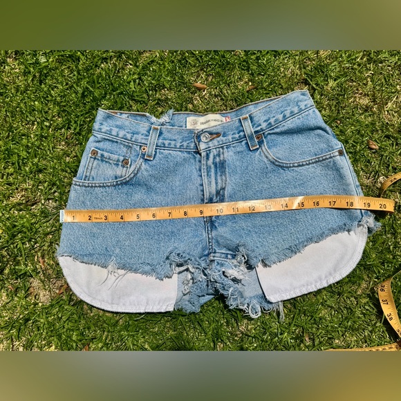 Y2K Vintage 100% Cotton Cut Off Denim Shorts - Picture 7 of 8